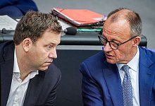 Lars Klingbeil und Friedrich Merz - Kay Nietfeld/dpa