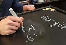 3G in der Gastronomie - Foto: Stefan Puchner/dpa