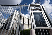 Gerichtssaal an der Justizvollzugsanstalt Stuttgart-Stammheim - Marijan Murat/dpa