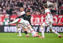 VfB Stuttgart - VfL Wolfsburg - Harry Langer/dpa