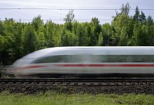 ICE - Boris Roessler/dpa