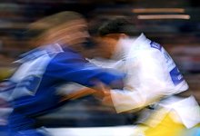 Symbolbild Judo - Hendrik Schmidt/dpa