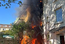 Feuer in Mehrfamilienhaus in Essen - Feuerwehr Essen