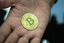 Bitcoin - Foto: Nicolas Armer/dpa