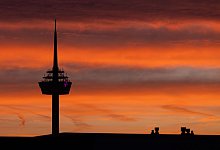 Sonnenaufgang in K&ouml;ln - Rolf Vennenbernd/dpa