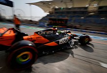 Vor dem Großen Preis von Bahrain - Freies Training - Altaf Qadri/AP/dpa