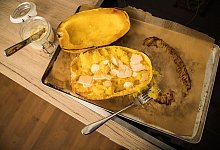 Nicht recycelbar: Backpapier immer in den Restm&uuml;ll geben - Christin Klose/dpa-tmn