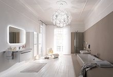 Bei viel Wei&szlig; bleiben beige Akzente ein Eyecatcher - Foto: Geberit/Pop up my Bathroom/dpa-tmn