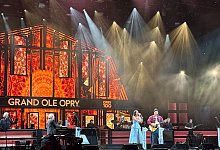 Auftritt des Duo «Johnnyswim» im Grand Ole Opry in Nashville - Verena Wolff/dpa-tmn