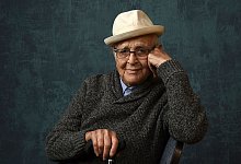 Hat schon mit Dean Martin gesungen: TV-Produzent Norman Lear wird 100. - Chris Pizzello/Invision/AP/dpa