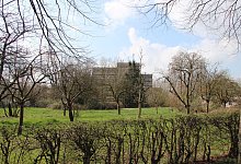 Eckgrundst&uuml;ck am Rathaus - Katrin Kantelberg