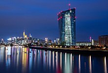 Die Europäische Zentralbank (EZB) in Frankfurt am Main. - Boris Roessler/dpa
