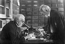 130 Jahre Kino - Auguste und Louis Lumi&egrave;re - picture-alliance / dpa