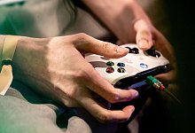 Das VBL Grand Final wird auf Playstation 5 und Xbox Series X/S ausgespielt. - Christoph Soeder/dpa