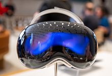 Verkaufsstart der Computerbrille Vision Pro in Deutschland - Monika Skolimowska/dpa