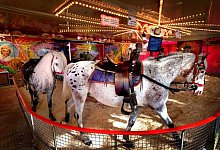 Ponykarussel - Symbolbild: Andreas Fr&uuml;cht