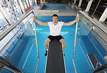 Bademeister in der Corona-Krise - Foto: Oliver Berg/dpa