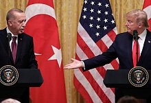 Trump und Erdogan - Evan Vucci/AP/dpa