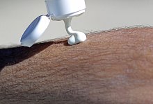 Sonnenschutz - Foto: Jan Woitas/dpa-Zentralbild