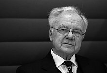 Manfred Stolpe - Foto: Ralf Hirschberger/dpa-Zentralbild/dpa