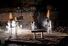 Ein au&szlig;ergew&ouml;hnliches Material - Loran Chourrau