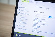 Steuererklaerung - picture alliance / dpa-tmn