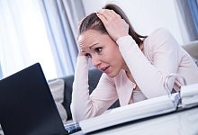 Derzeit werden falsche E-Mail-Mahnungen versendet - Foto: Christin Klose/dpa-tmn