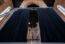 Die Umbauten sind in vollem Gange. - Hendrik Schmidt/dpa