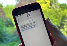 Betrügerische Zollgebühren-SMS - Wolf von Dewitz/dpa