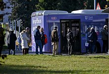 Impfbus in &Ouml;sterreich - Foto: Herbert Neubauer/APA/dpa
