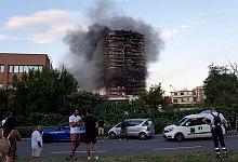 Brand in Mailand - Foto: Luca Bruno/AP/dpa