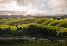 Atherton Tablelands - Overland Travellers/-/Tourism Tropical North Queensland