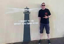 Banksys neues Werk: Ein Leuchtturm mit Botschaft - Bishr Eltoni/AP/dpa