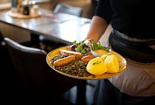 Restaurant - Sina Schuldt/dpa