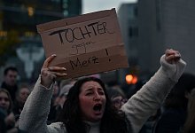 Demonstration - „Wir sind die Töchter“ - Lilli Förter/dpa