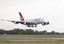 Airbus A380 von Qantas - Sebastian Kahnert/dpa