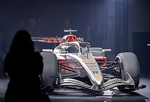 Audi stellt k&uuml;nftigen Formel 1-Rennwagen vor - Soeren Stache/dpa