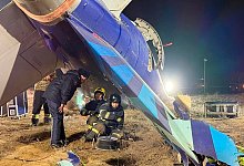 Nach dem Absturz von Passagierflugzeug in Kasachstan - Uncredited/Kazakhstan\\\'s Emergency Ministry/AP/dpa