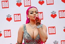 Sängerin Katja Krasavice kommt zur TV-Spendengala "Ein Herz für Kinder". - Jens Kalaene/dpa-Zentralbild/ZB/Archivbild