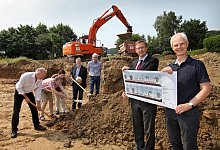 Spatenstich f&uuml;rs neue Wohnheim - Bernhard Preuss