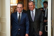 Maas trifft Lawrow - Foto: Dmitry Serebryakov/AP