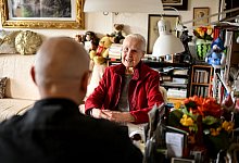 Helga M&uuml;ller mit Jan R&ouml;mmler - Britta Pedersen/dpa