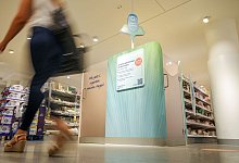 Drogeriemarktkette dm bietet Gesundheitsdienstleistungen an. - Christoph Reichwein/dpa