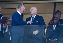 Karl-Heinz Rummenigge und Gianni Infantino - Tom Weller/dpa
