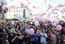 Trauerveranstaltung f&uuml;r get&ouml;tete Valeriia - Hendrik Schmidt/dpa