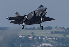 Kampfflugzeug F-35 - Boris Roessler/dpa