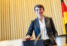 Ministerin Josefine Paul - Christoph Reichwein/dpa