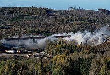 Sprengung Talbr&uuml;cke Landeskroner Weiher - Henning Kaiser/dpa