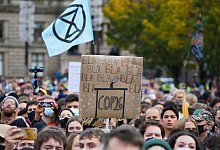 Demo - Foto: Jon Super/AP/dpa