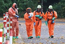 Feuerwehreinsatz an einem Düsseldorfer Freizeitbad - David Young/dpa